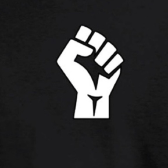 Brand new unisex tee ✊🏾 “ Revolution time” ✊🏾 - Picture 2 of 3